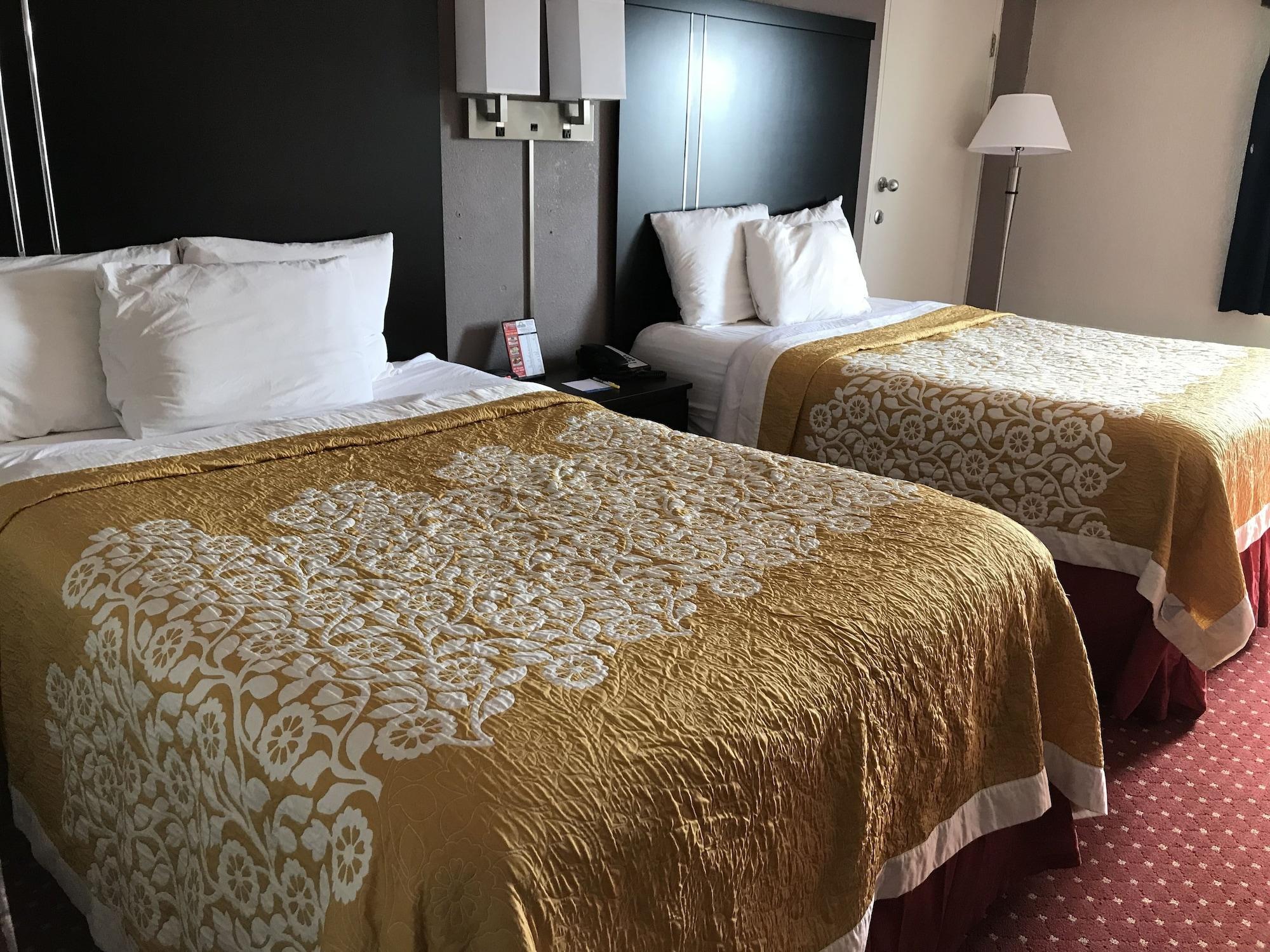 Days Inn By Wyndham Livonia Canton Detroit Eksteriør bilde