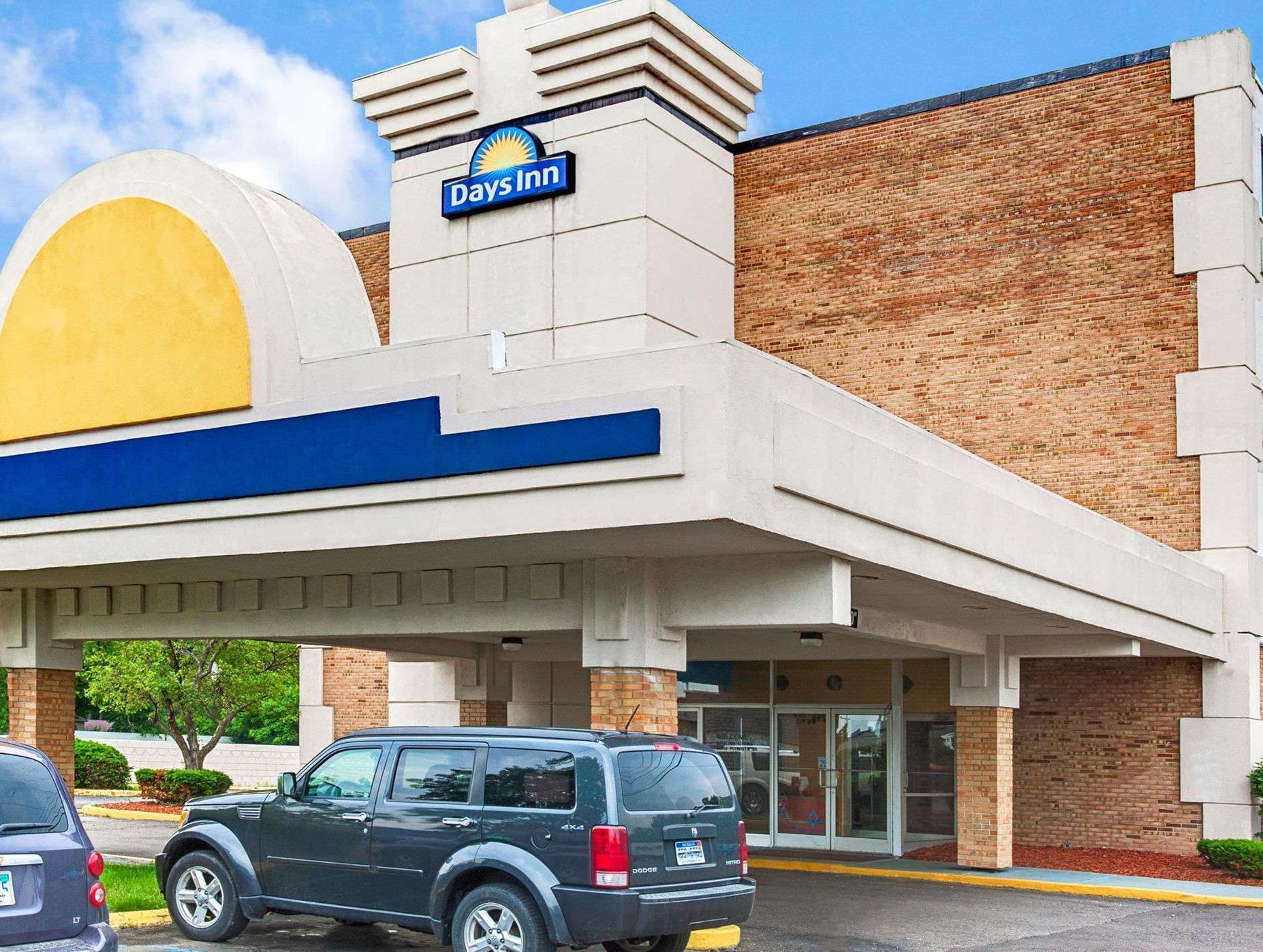 Days Inn By Wyndham Livonia Canton Detroit Eksteriør bilde